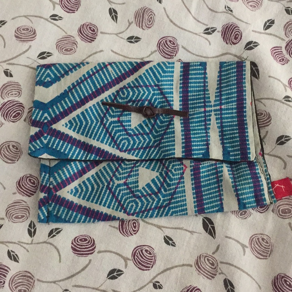 Geo Patterned Pouch